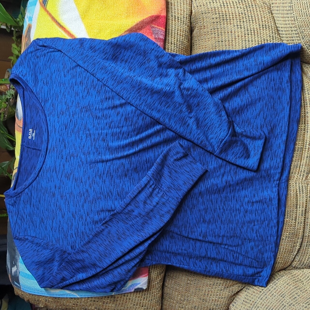 a n.a a new approach ladies plus  top
